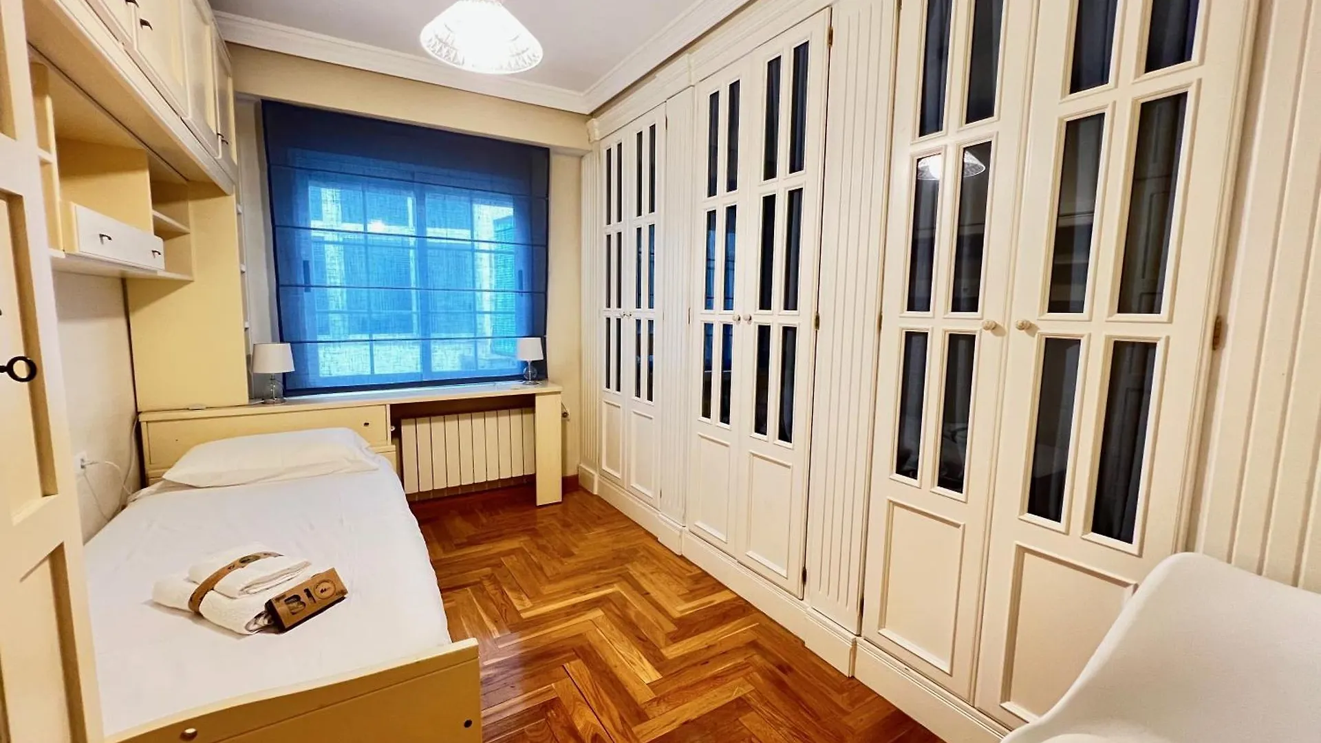 Pushe Granada Plaza Menorca Art & Tradition Apartment