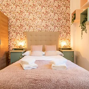 Tuguest Plaza Pescaderia - Catedral Apartamento
